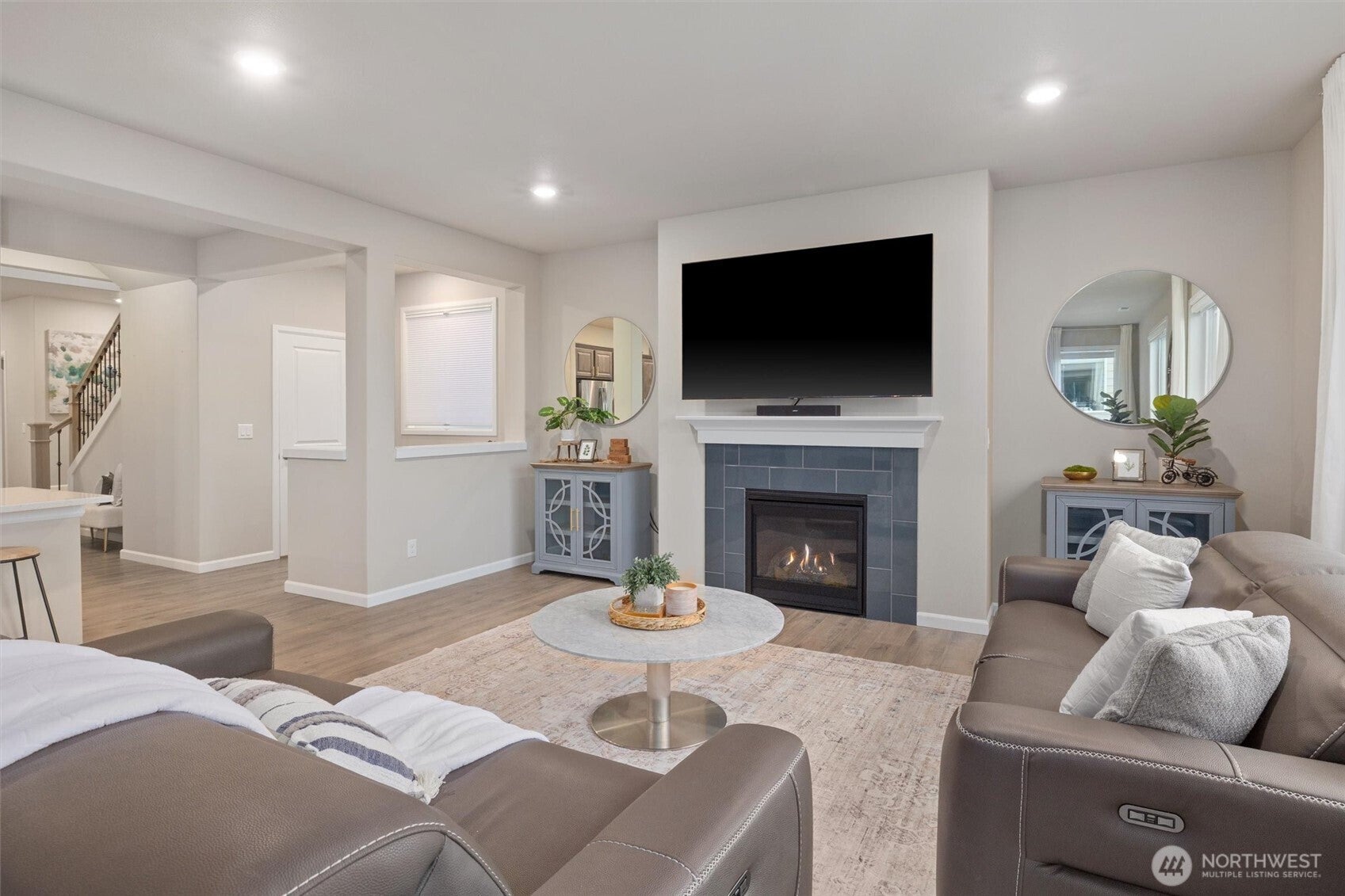 Bothell, Washington, 98021, United States, 4 Bedrooms Bedrooms, ,4 BathroomsBathrooms,Residential,Active,2007270