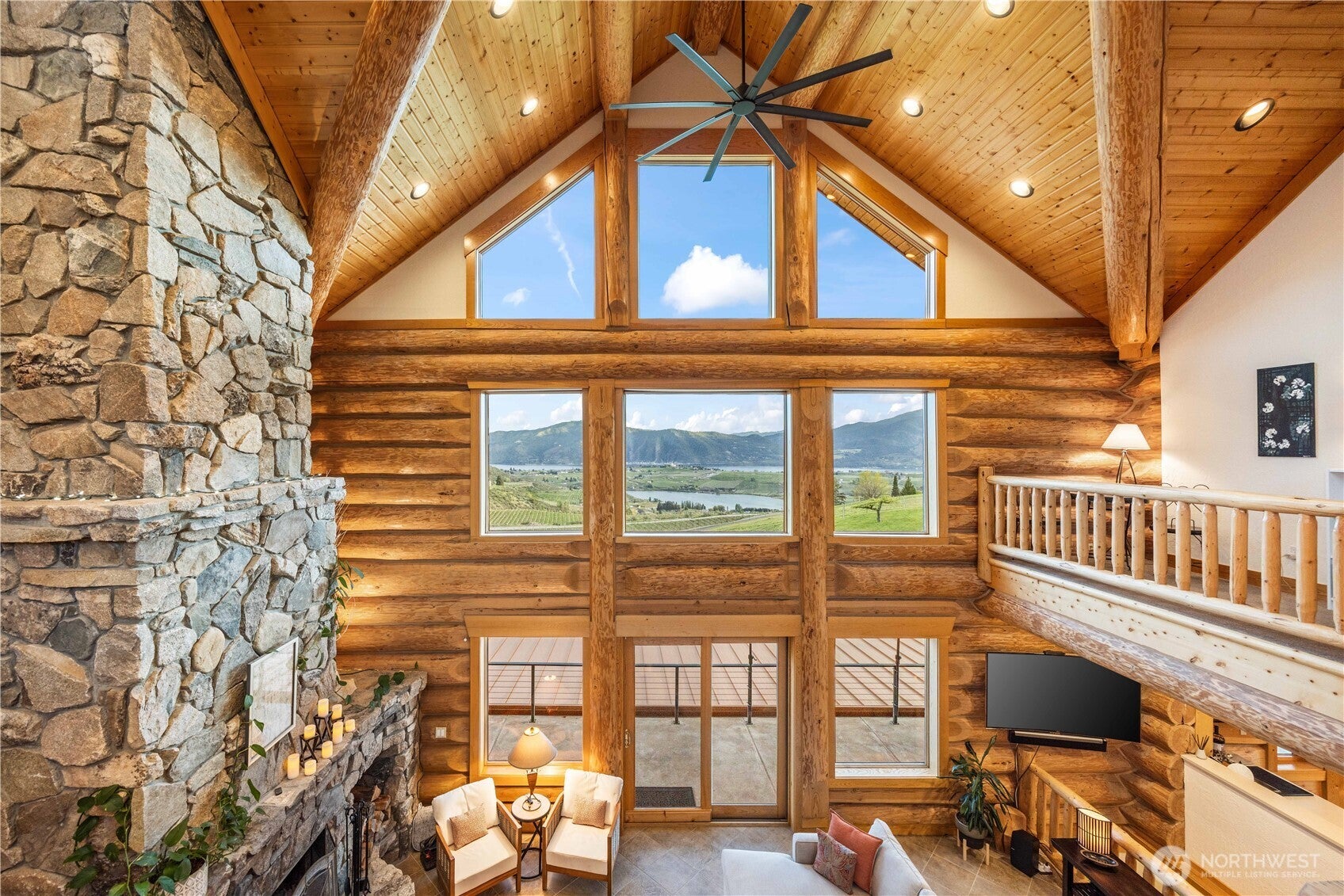 Manson, Washington, 98831, United States, ,7 BathroomsBathrooms,Residential,Active,1788504