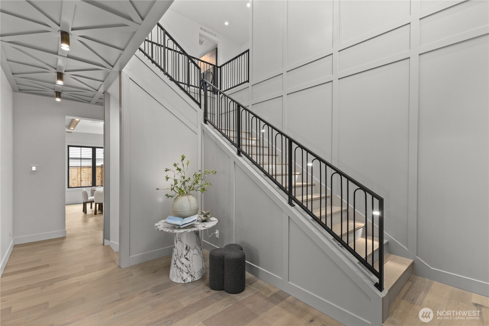 Bellevue, Washington, 98004, United States, 5 Bedrooms Bedrooms, ,6 BathroomsBathrooms,Residential,Active,2013624