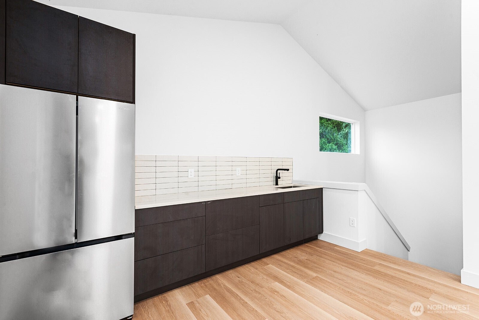 Seattle, Washington, 98125, United States, 4 Bedrooms Bedrooms, ,4 BathroomsBathrooms,Residential,Active,1988485