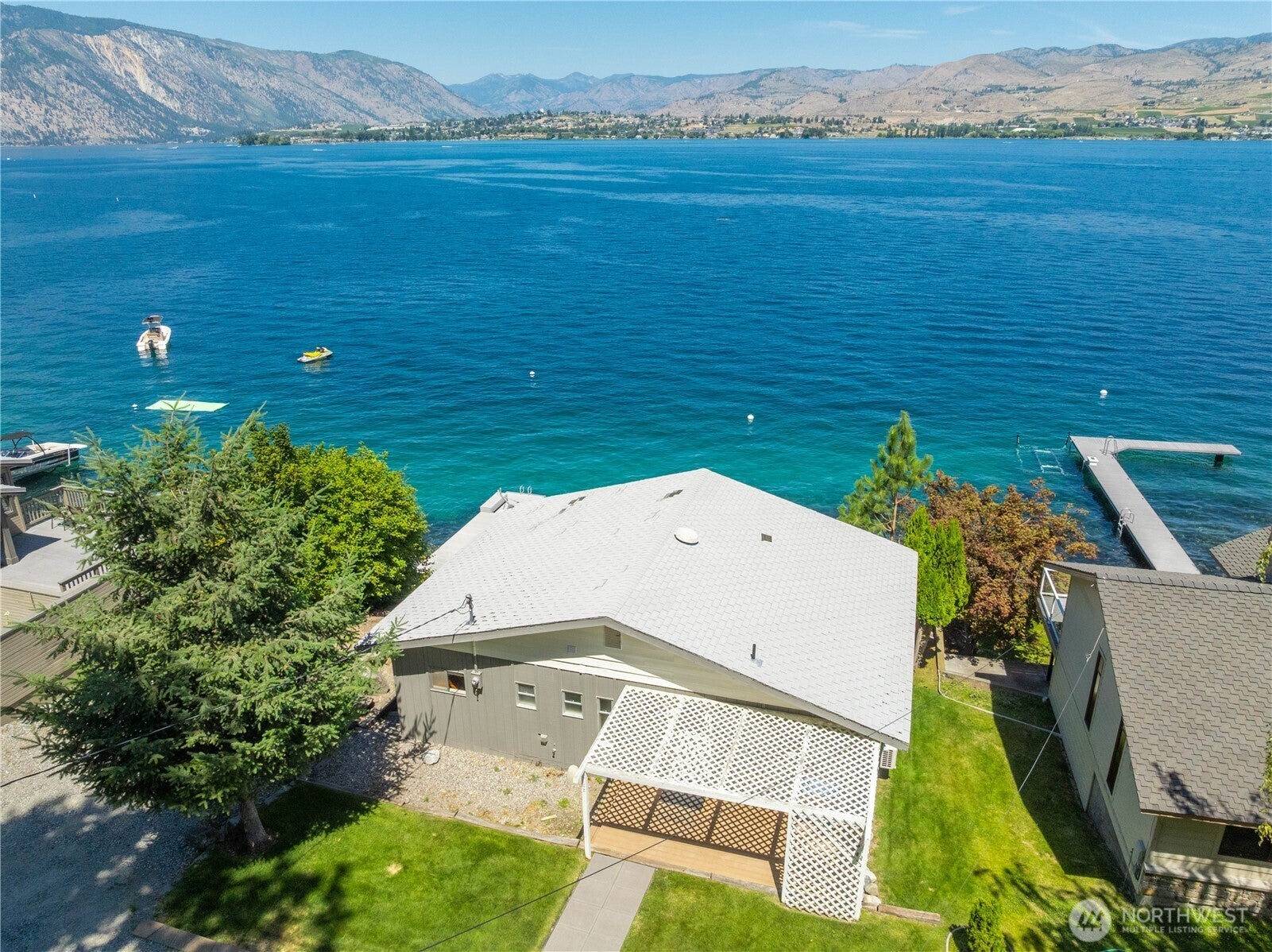 Chelan, Washington, 98816, United States, 2 Bedrooms Bedrooms, ,1 BathroomBathrooms,Residential,Active,1971795