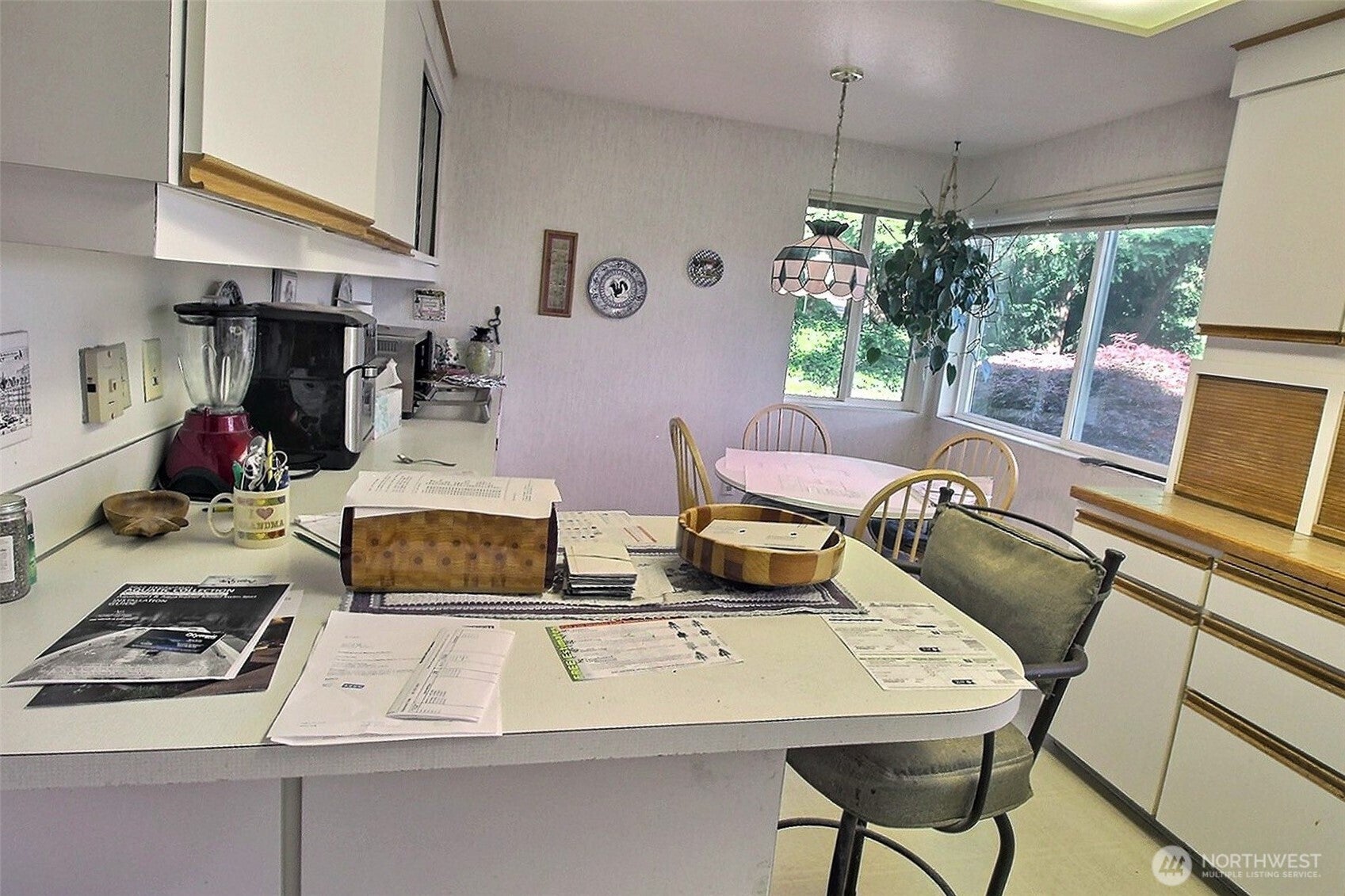Sammamish, Washington, 98075, United States, 2 Bedrooms Bedrooms, ,2 BathroomsBathrooms,Residential,Active,1941345