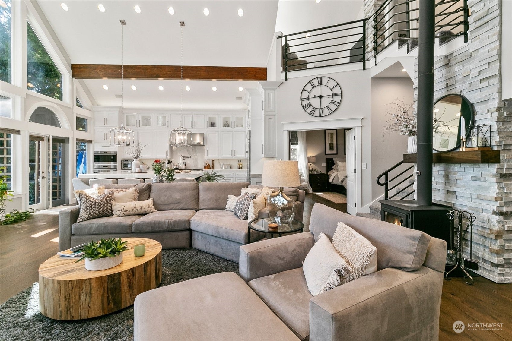 Eatonville, Washington, 98328, United States, 3 Bedrooms Bedrooms, ,4 BathroomsBathrooms,Residential,Pending,1702293