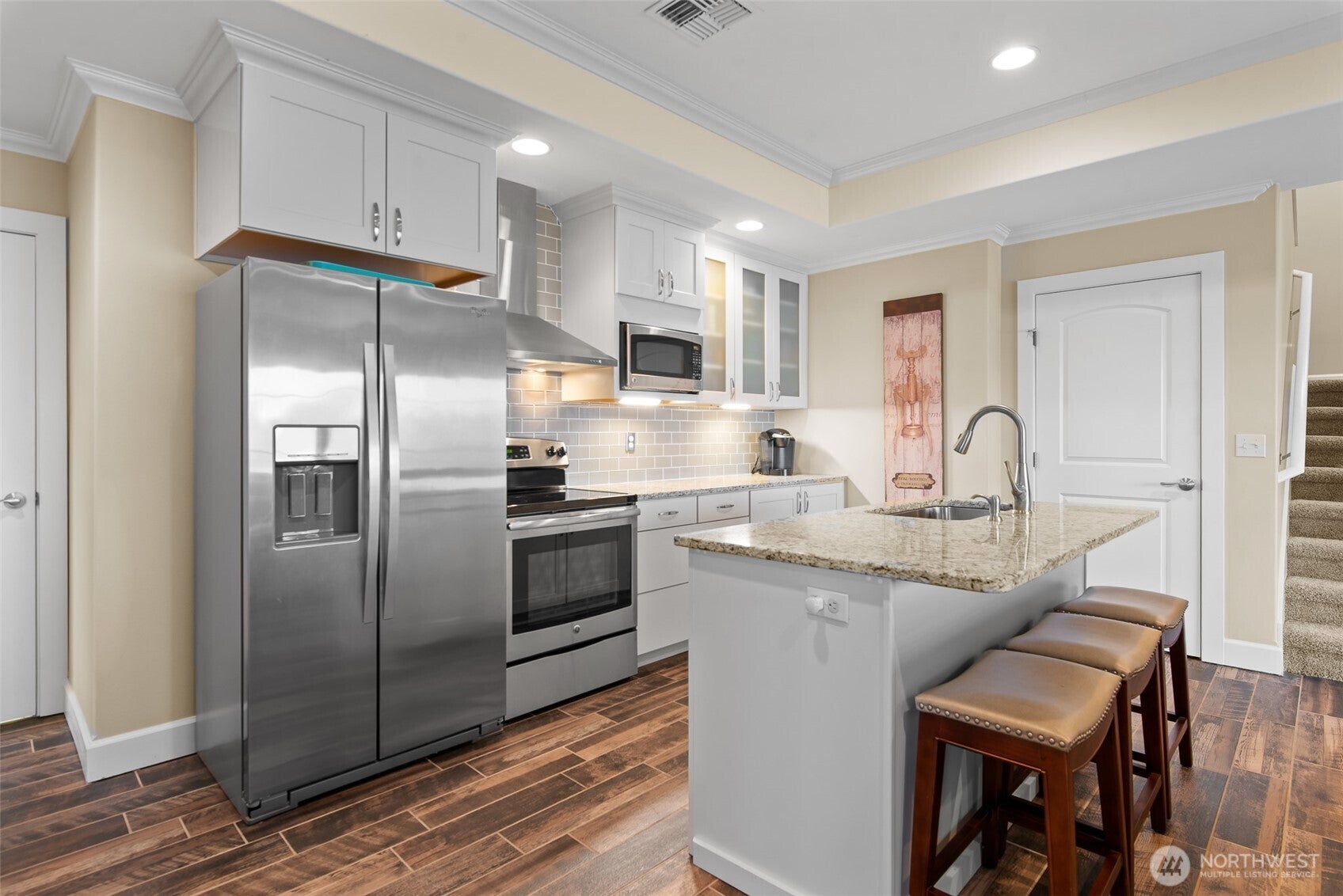 Chelan, Washington, 98816, United States, 5 Bedrooms Bedrooms, ,4 BathroomsBathrooms,Residential,Active,2009141