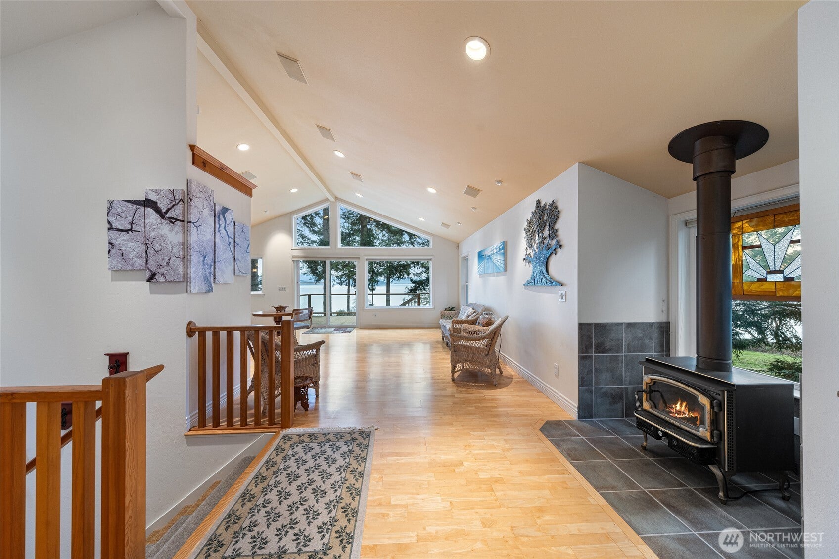 Oak Harbor, Washington, 98277, United States, 3 Bedrooms Bedrooms, ,2 BathroomsBathrooms,Residential,Active,2017073