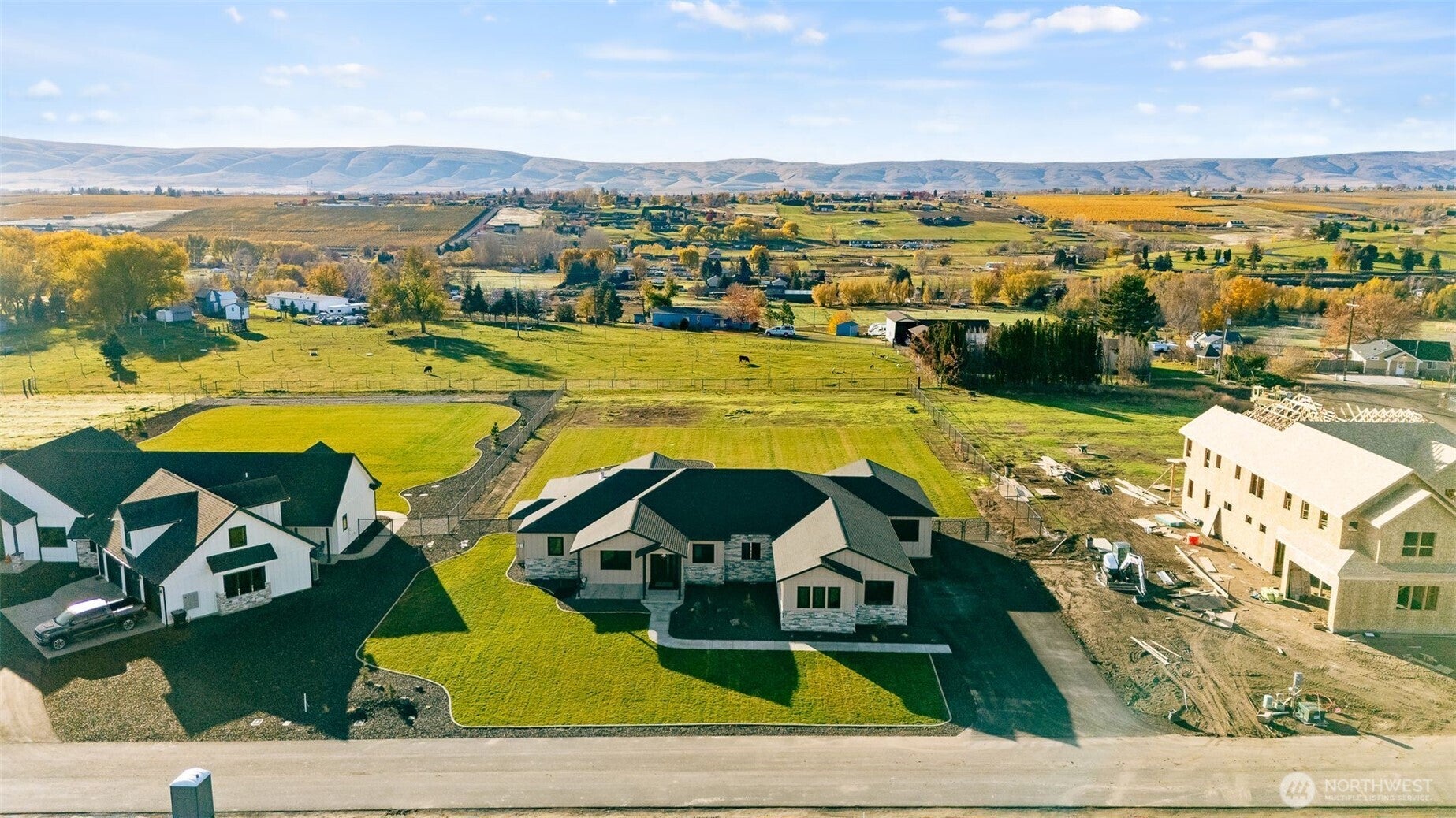 Yakima, Washington, 98908, United States, 4 Bedrooms Bedrooms, ,4 BathroomsBathrooms,Residential,Active,1993975