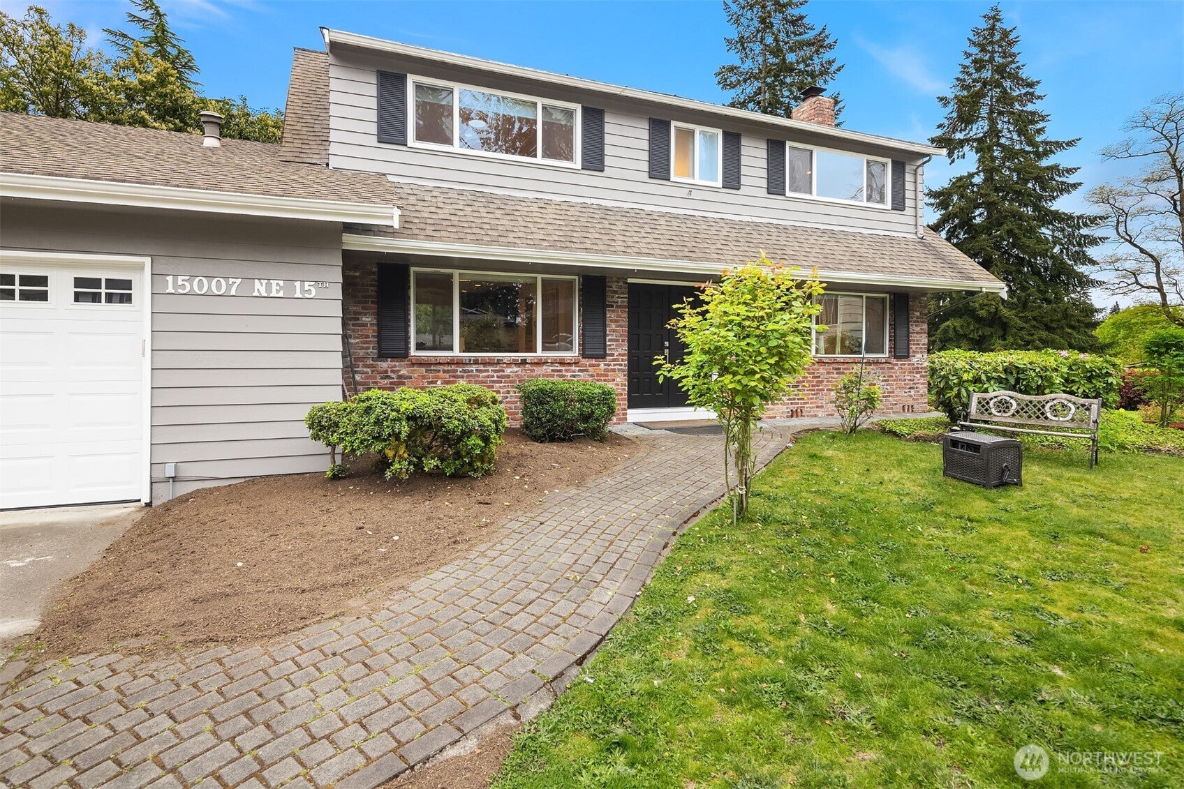 Bellevue, Washington, 98007, United States, ,3 BathroomsBathrooms,Residential,Active,1790832