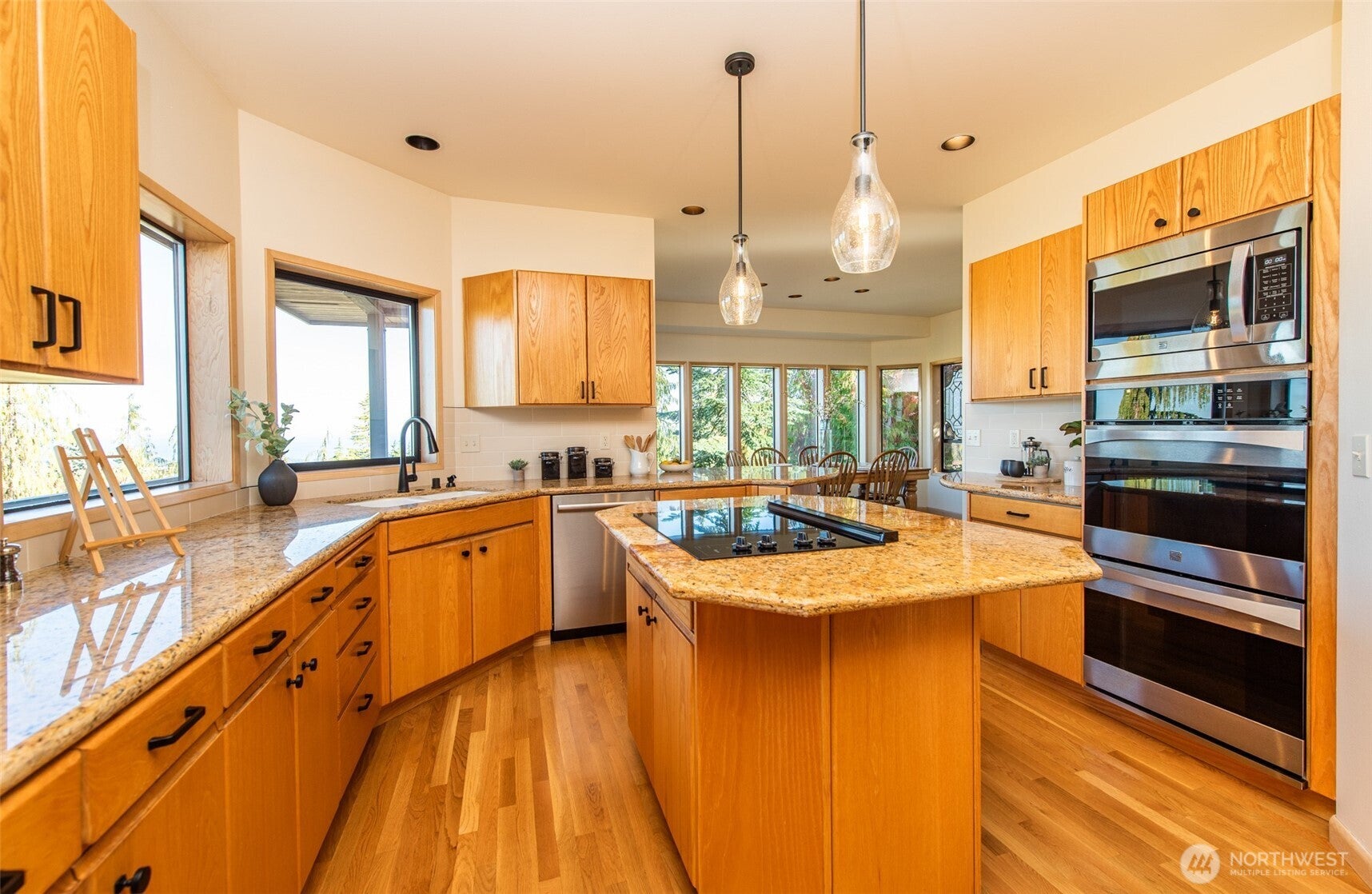 Sequim, Washington, 98382, United States, 3 Bedrooms Bedrooms, ,3 BathroomsBathrooms,Residential,Active,1968097