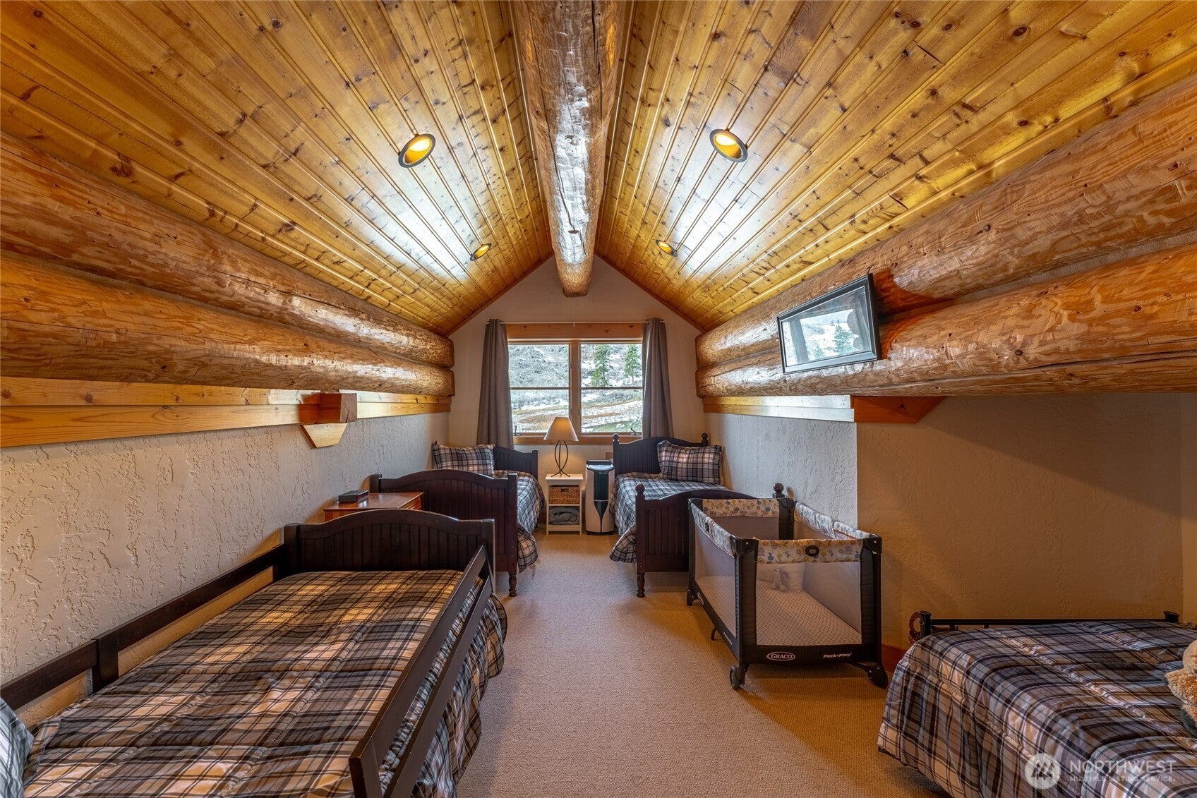 Manson, Washington, 98831, United States, ,7 BathroomsBathrooms,Residential,Active,1788504