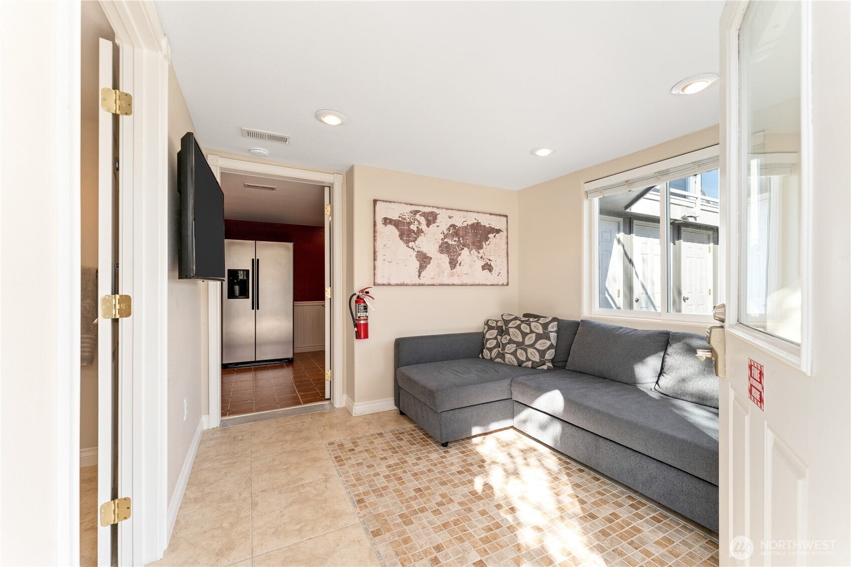 Manson, Washington, 98831, United States, 4 Bedrooms Bedrooms, ,4 BathroomsBathrooms,Residential,Active,1936117