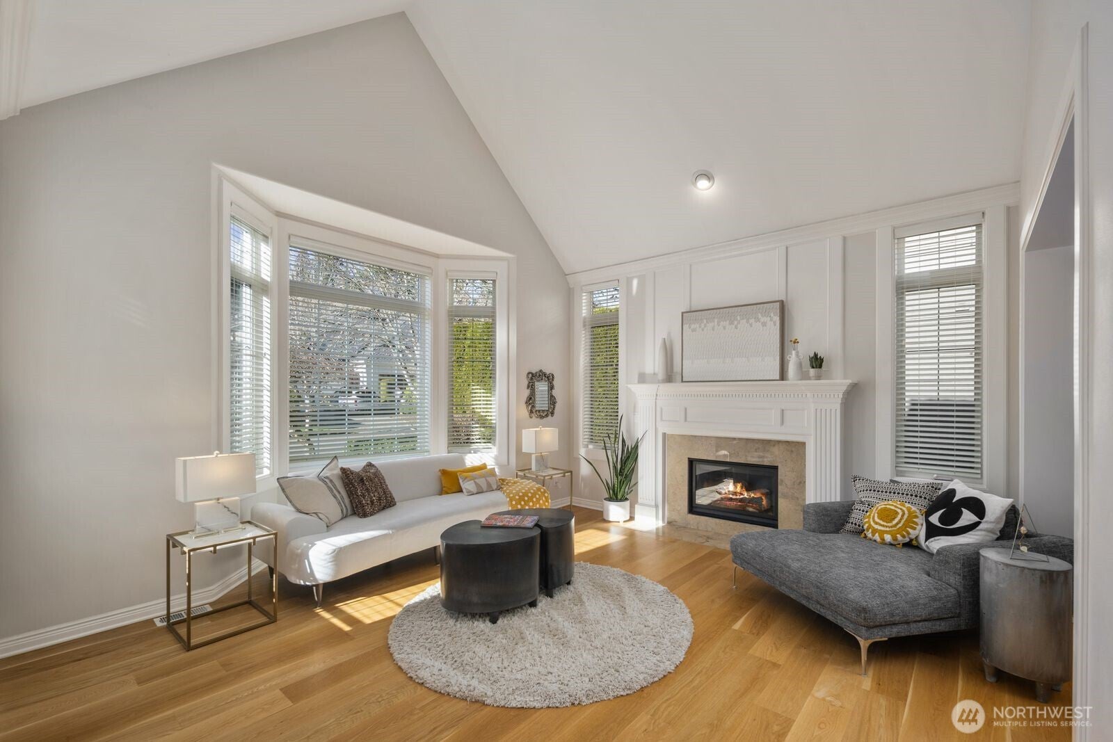 Mill Creek, Washington, 98012, United States, 4 Bedrooms Bedrooms, ,4 BathroomsBathrooms,Residential,Active,2017884