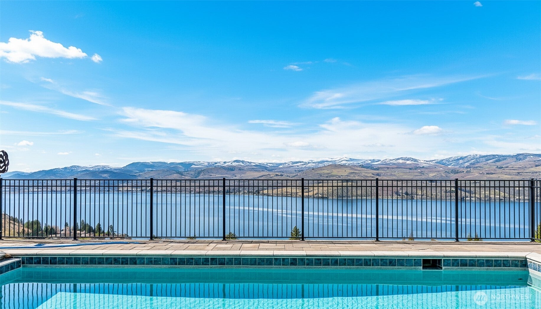 Chelan, Washington, 98816, United States, 5 Bedrooms Bedrooms, ,4 BathroomsBathrooms,Residential,Active,2009141
