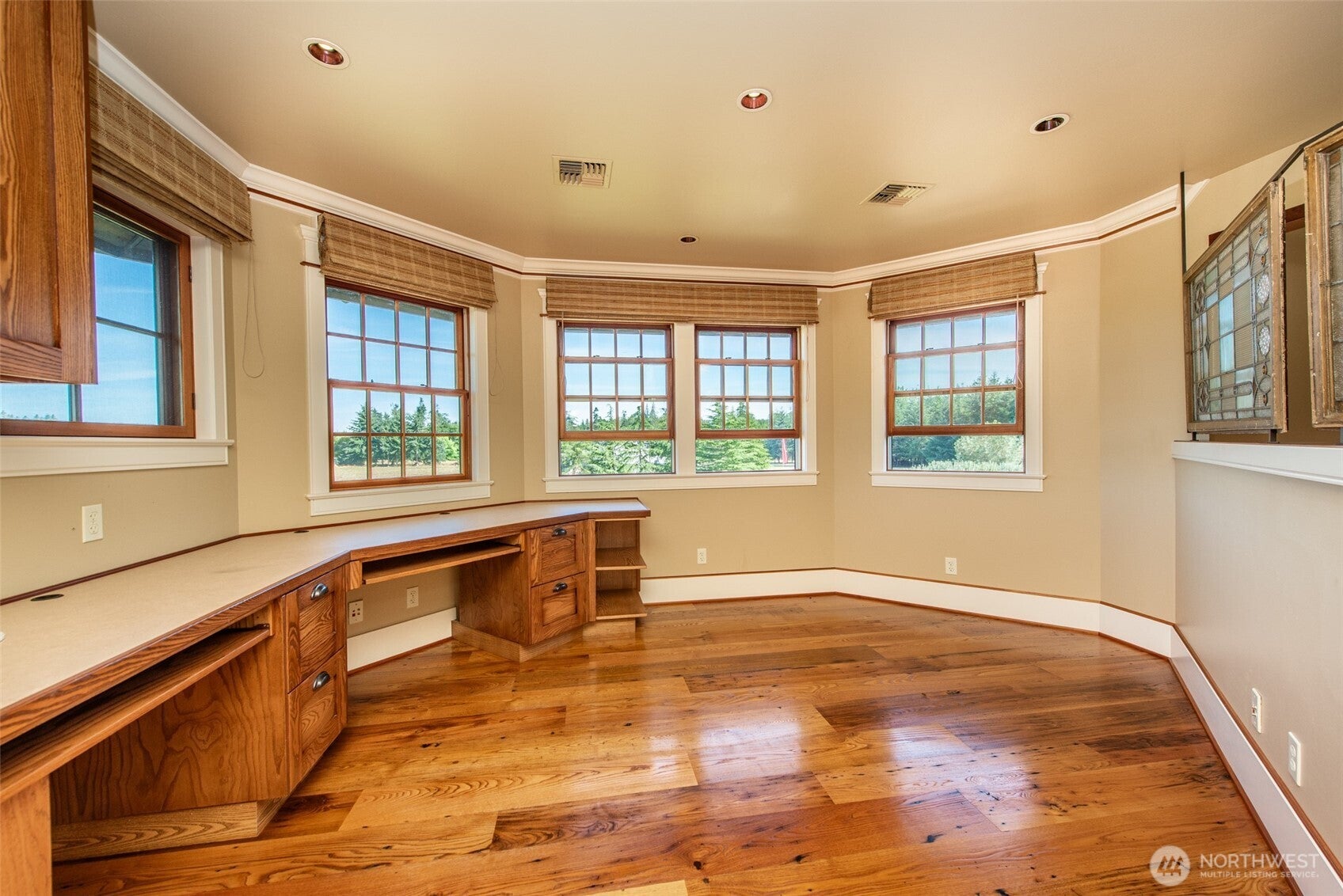 Sequim, Washington, 98382, United States, 4 Bedrooms Bedrooms, ,5 BathroomsBathrooms,Residential,Active,1965809