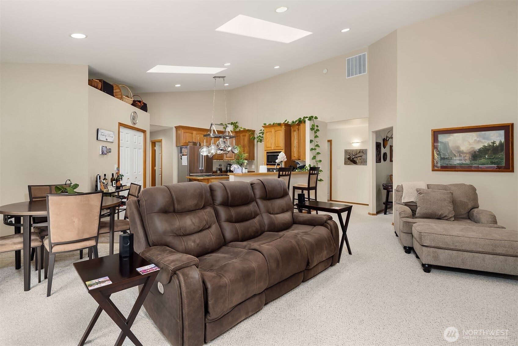 Arlington, Washington, 98223, United States, 4 Bedrooms Bedrooms, ,3 BathroomsBathrooms,Residential,Active,1945246