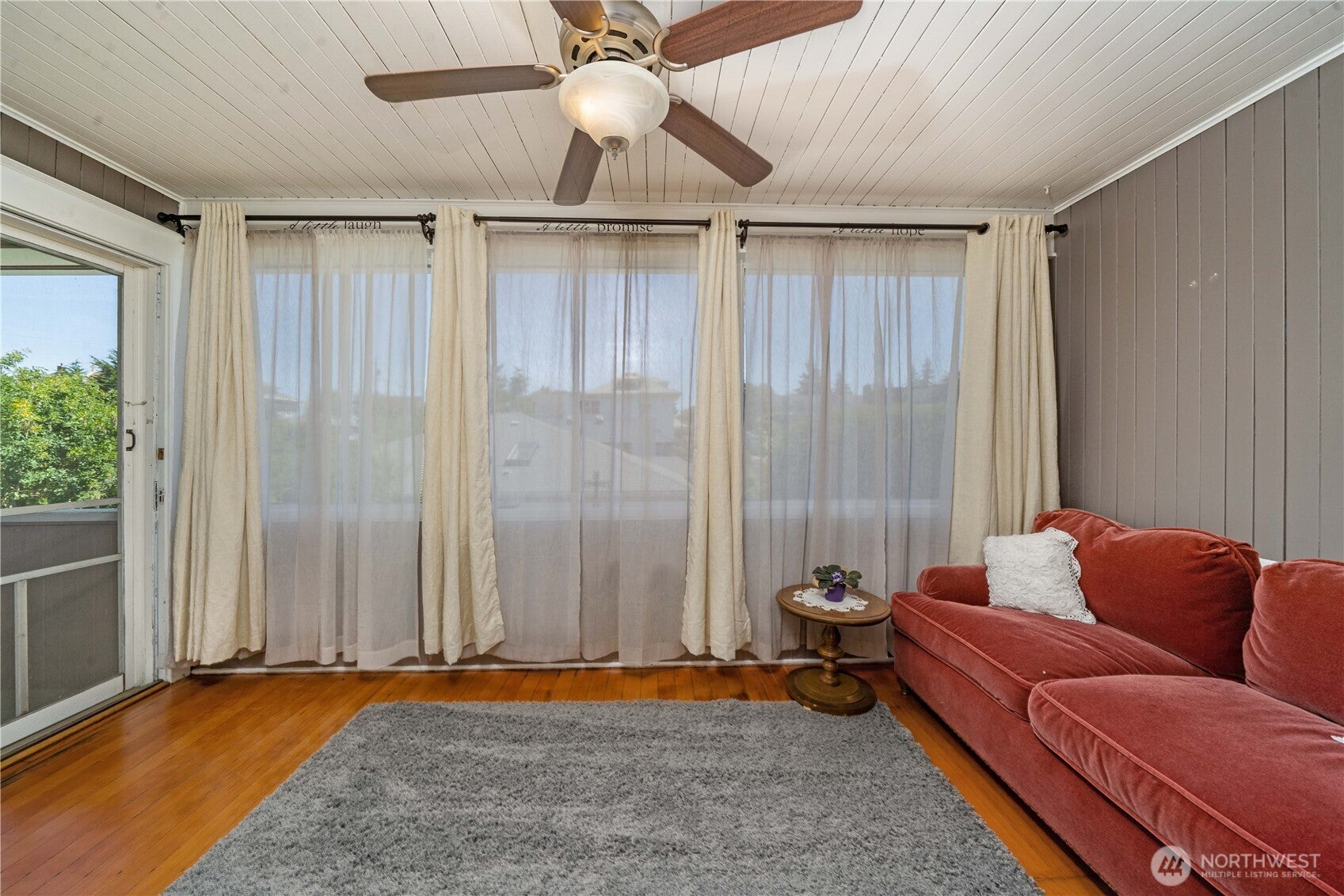 Tacoma, Washington, 98406, United States, 5 Bedrooms Bedrooms, ,4 BathroomsBathrooms,Residential,Active,1892447