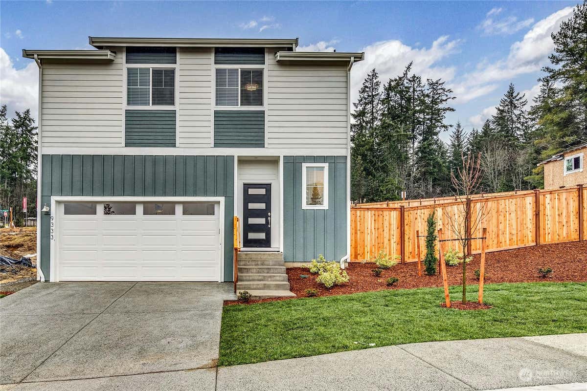 7665 PICASSO CIRCLE NE, BREMERTON, WA 98311, photo 1 of 29