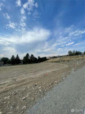 16 PARKS DR, OKANOGAN, WA 98840 - Image 1