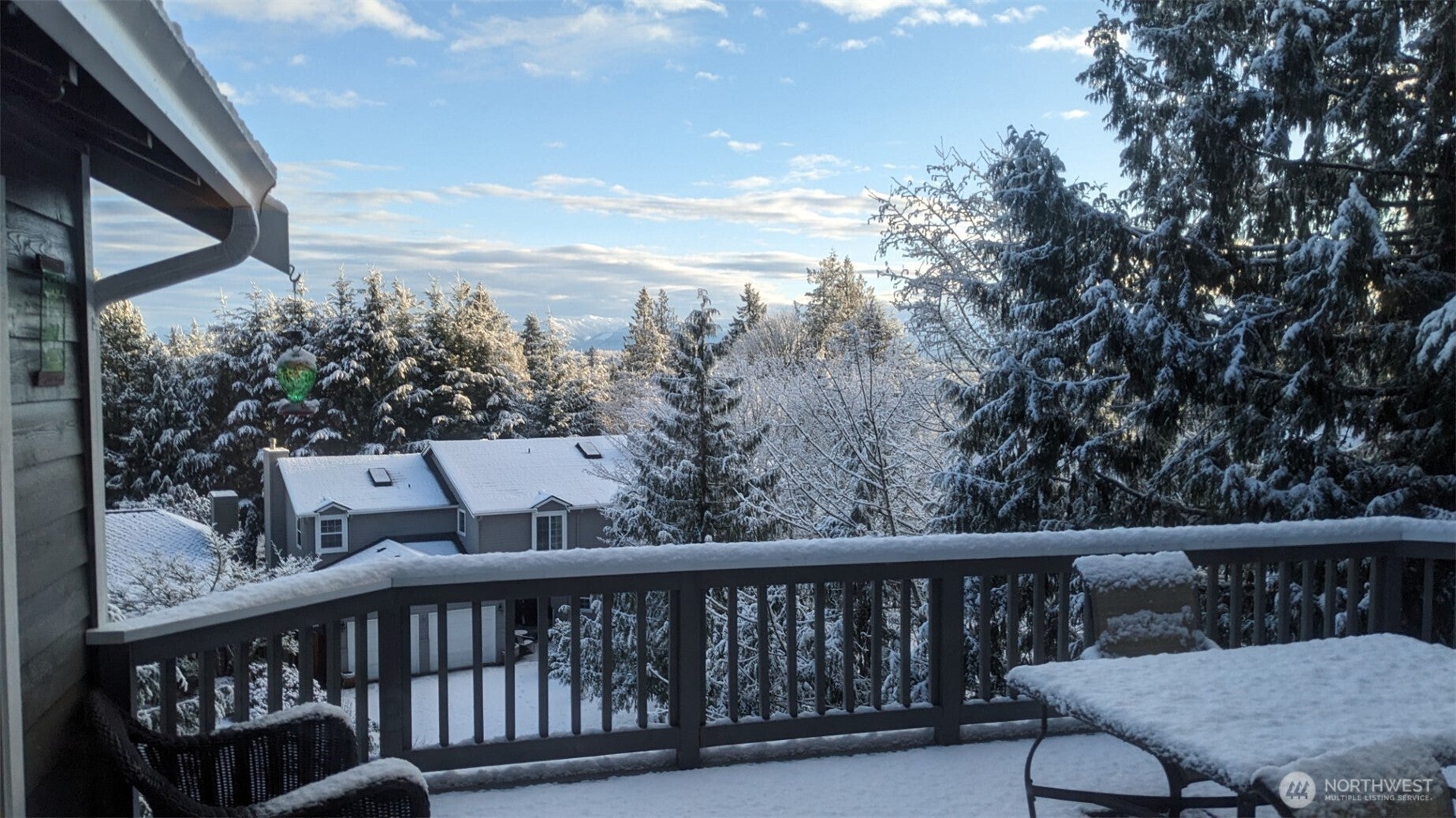 Sammamish, Washington, 98074, United States, 4 Bedrooms Bedrooms, ,4 BathroomsBathrooms,Residential,Active,1909838