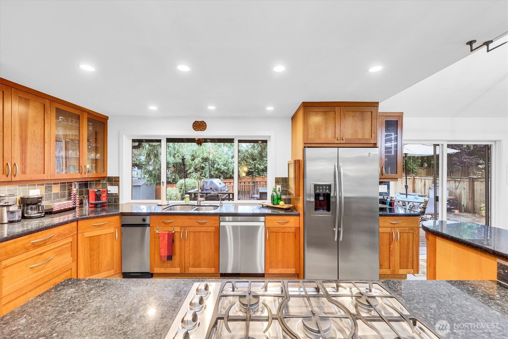 Redmond, Washington, 98052, United States, 5 Bedrooms Bedrooms, ,3 BathroomsBathrooms,Residential,Active,1988724