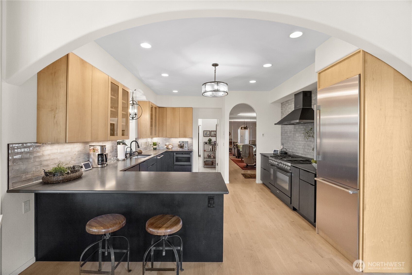 Bremerton, Washington, 98310, United States, 4 Bedrooms Bedrooms, ,4 BathroomsBathrooms,Residential,Active,1894177