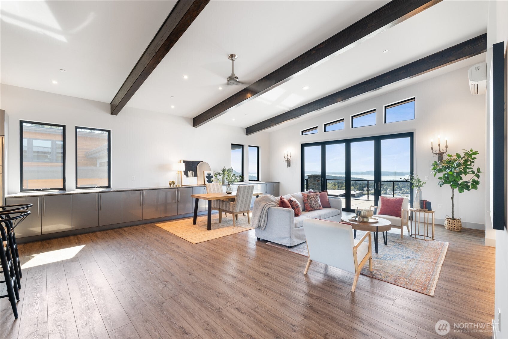 Anacortes, Washington, 98221, United States, 3 Bedrooms Bedrooms, ,3 BathroomsBathrooms,Residential,Active,1968386