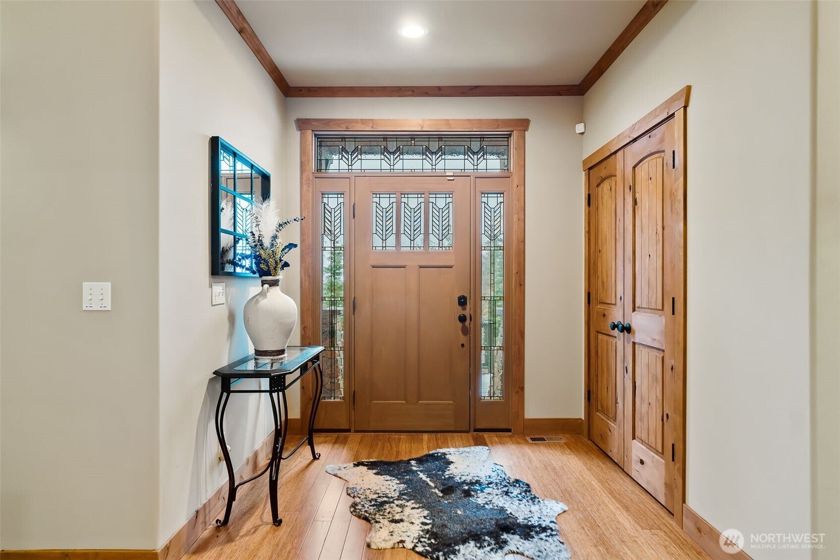 Cle Elum, Washington, 98922, United States, 4 Bedrooms Bedrooms, ,4 BathroomsBathrooms,Residential,Active,1998577