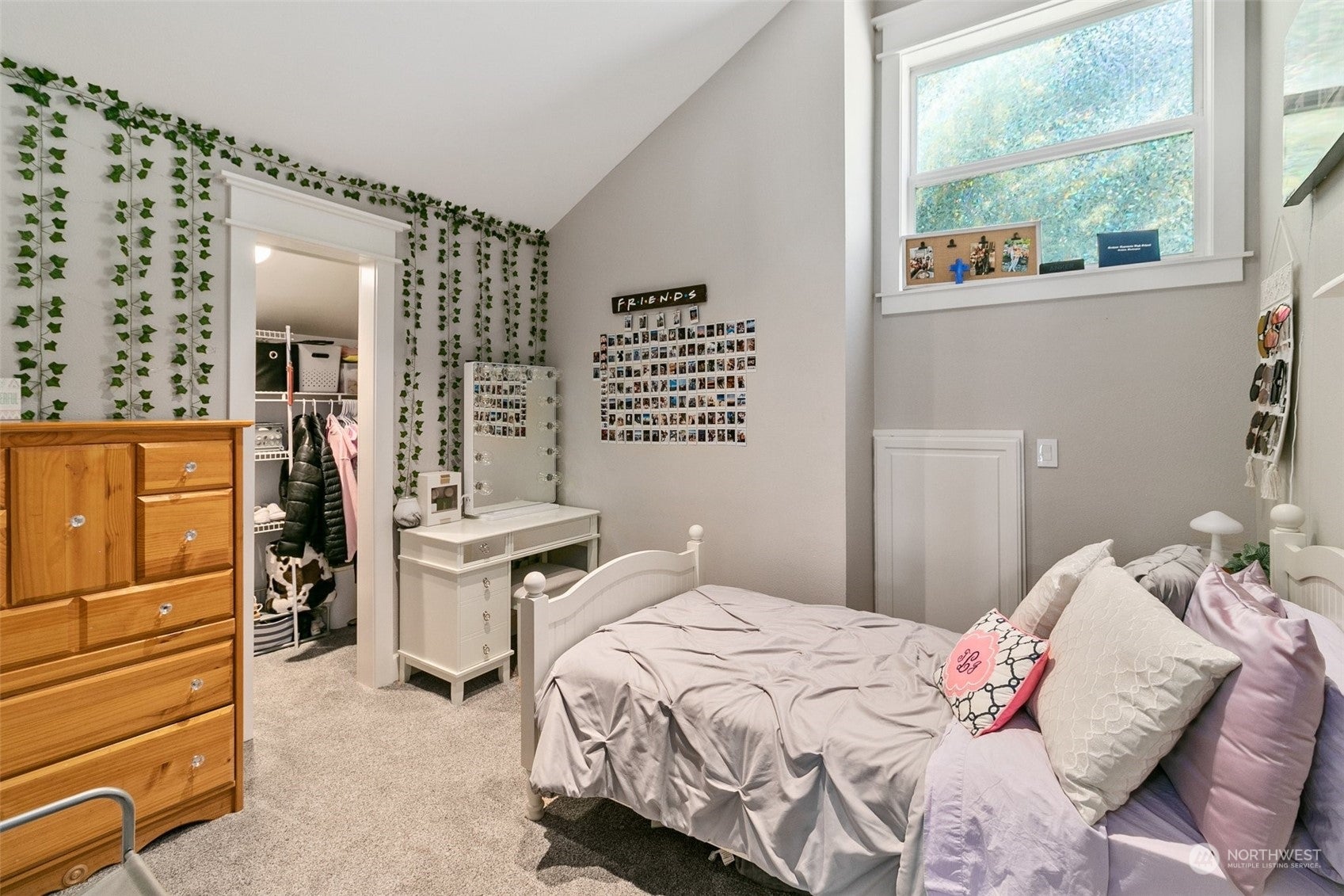 Eatonville, Washington, 98328, United States, 3 Bedrooms Bedrooms, ,4 BathroomsBathrooms,Residential,Pending,1702293