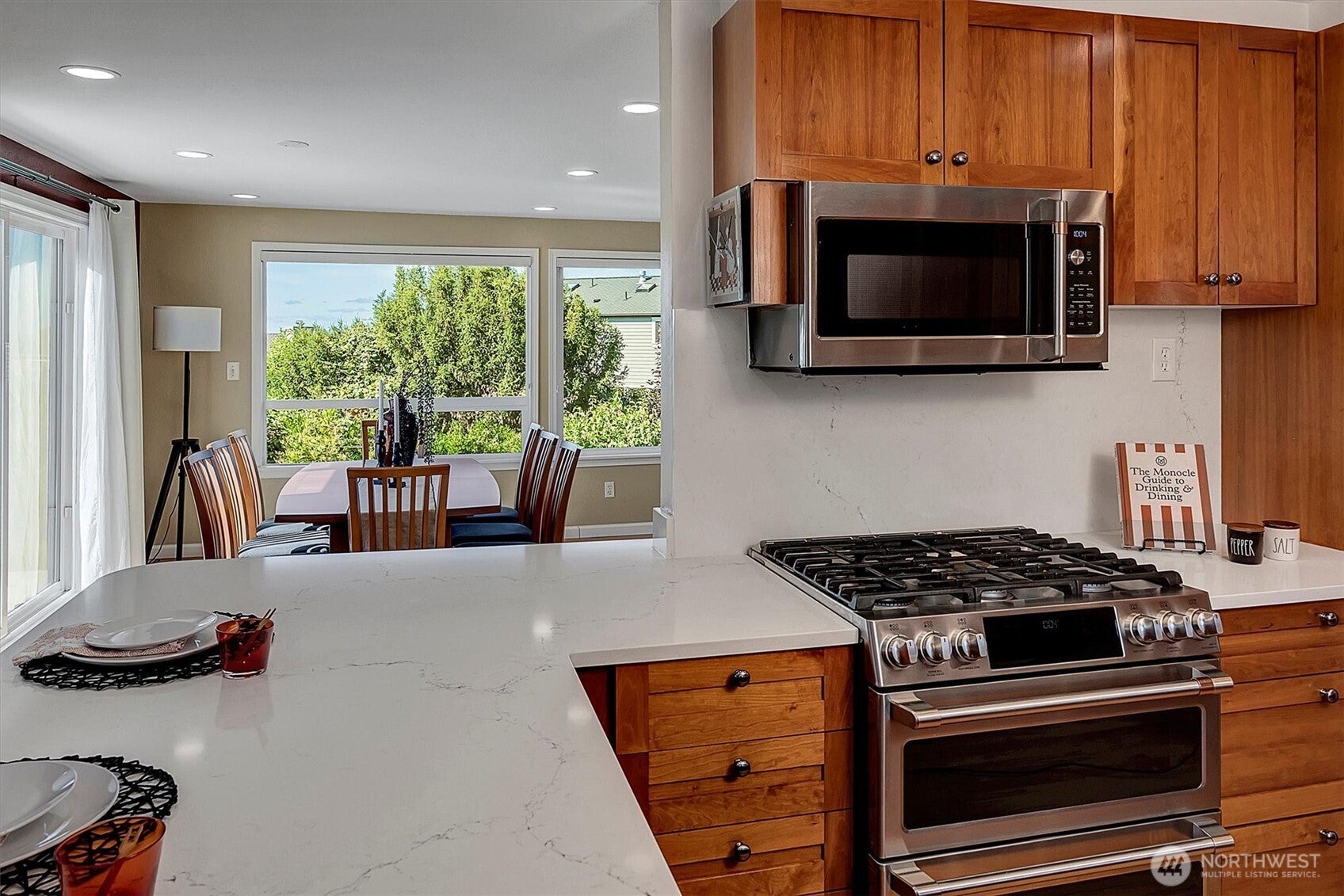 Shoreline, Washington, 98177, United States, 5 Bedrooms Bedrooms, ,3 BathroomsBathrooms,Residential,Active,1922341
