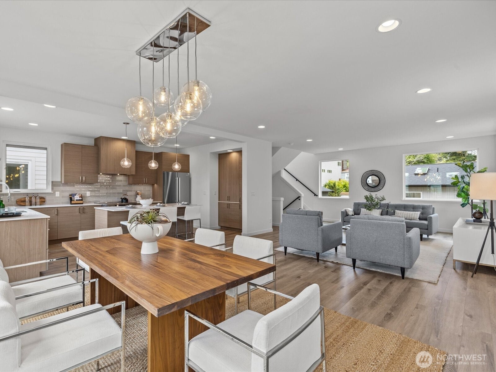 Seattle, Washington, 98117, United States, 4 Bedrooms Bedrooms, ,4 BathroomsBathrooms,Residential,Active,1996304