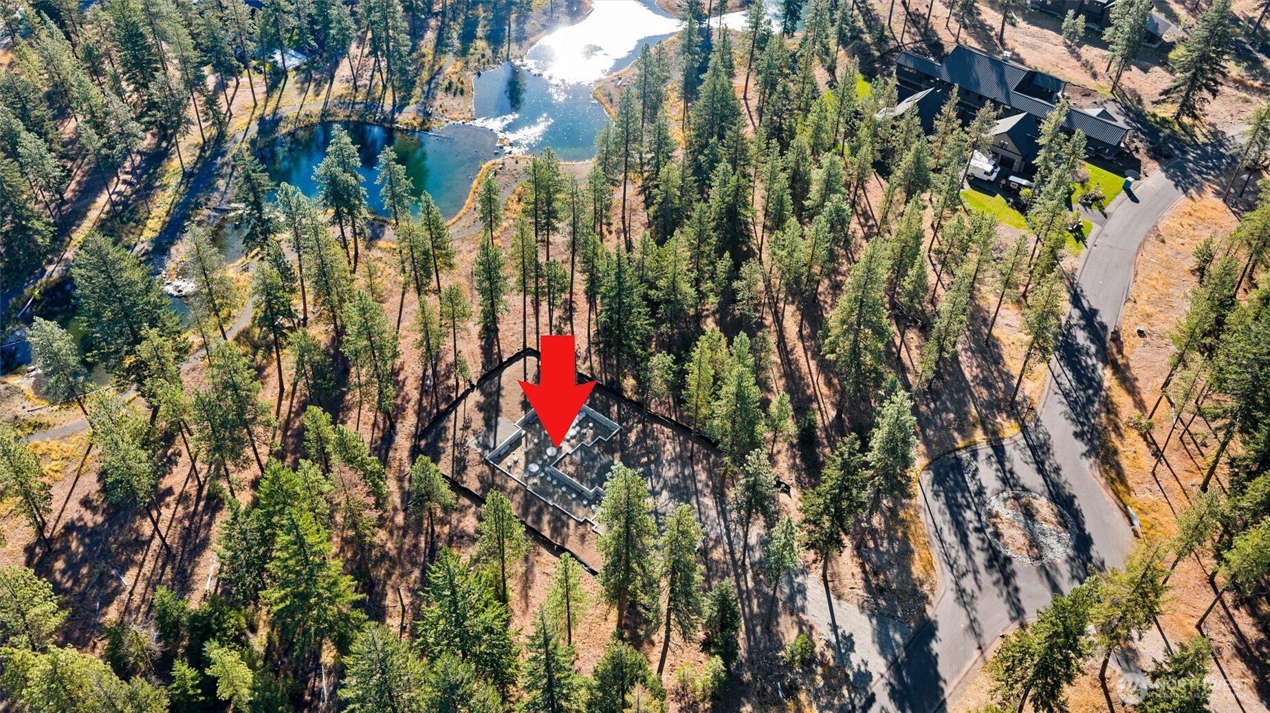 Cle Elum, Washington, 98922, United States, 5 Bedrooms Bedrooms, ,6 BathroomsBathrooms,Residential,Active,1953268