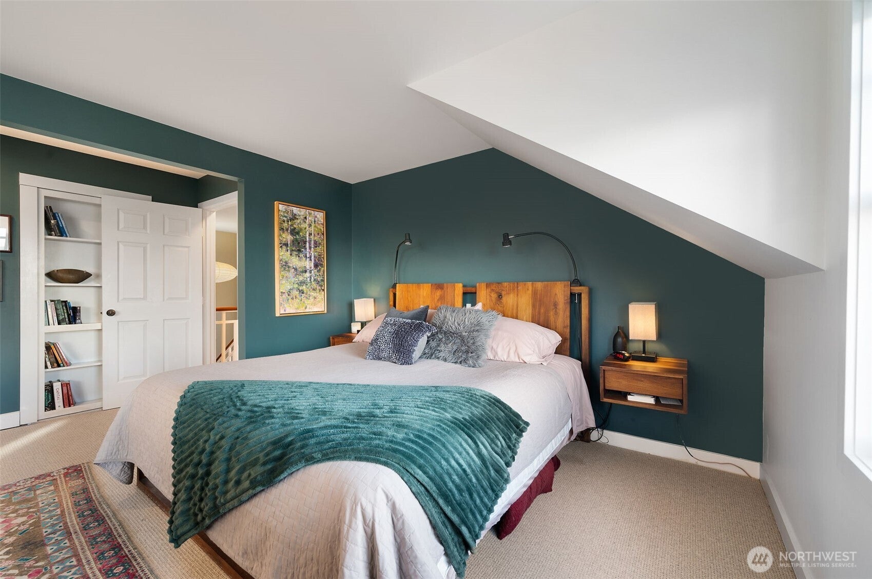 Seattle, Washington, 98144, United States, 5 Bedrooms Bedrooms, ,4 BathroomsBathrooms,Residential,Active,1936447