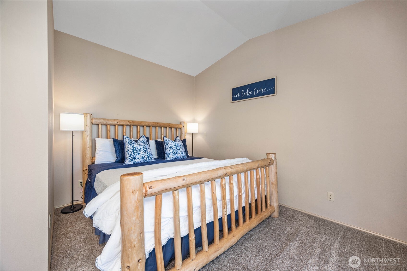 Chelan, Washington, 98816, United States, 4 Bedrooms Bedrooms, ,2 BathroomsBathrooms,Residential,Active,1971804