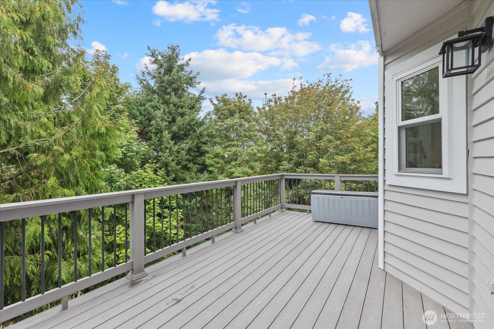 Bothell, Washington, 98011, United States, 4 Bedrooms Bedrooms, ,3 BathroomsBathrooms,Residential,Active,1944084