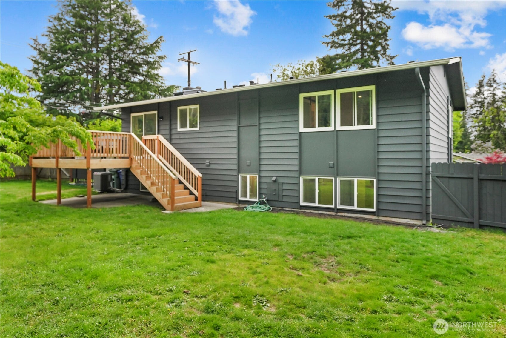 Bellevue, Washington, 98006, United States, ,3 BathroomsBathrooms,Residential,Active,1799359