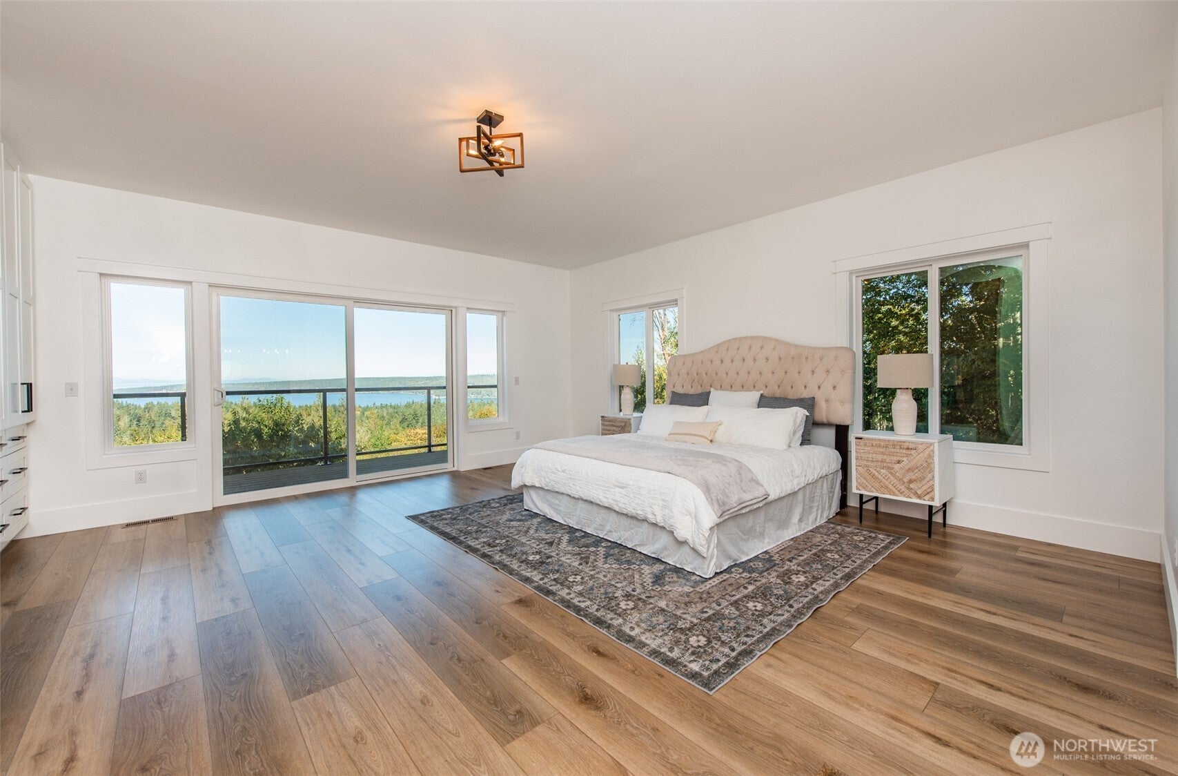 Sequim, Washington, 98382, United States, 3 Bedrooms Bedrooms, ,3 BathroomsBathrooms,Residential,Active,1960147