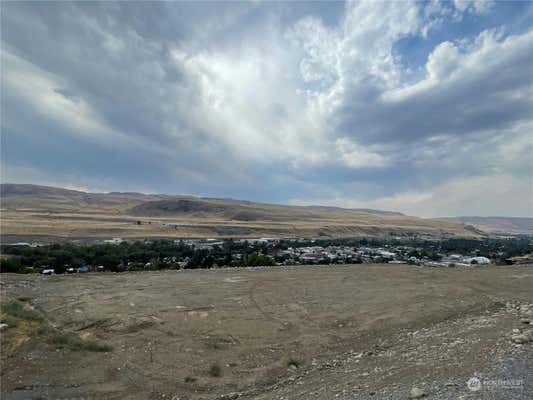 10 PARKS DR, OKANOGAN, WA 98840 - Image 1