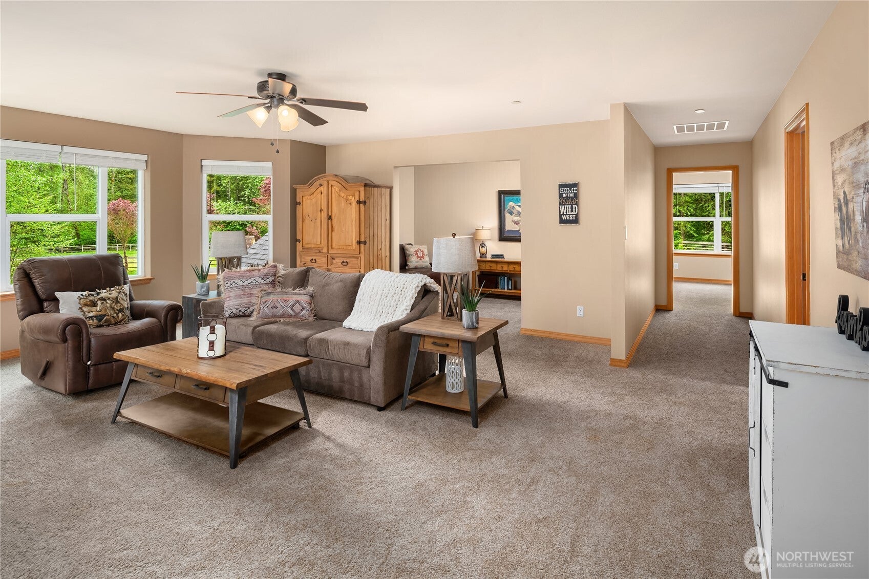 Carnation, Washington, 98014, United States, 4 Bedrooms Bedrooms, ,4 BathroomsBathrooms,Residential,Active,1810418