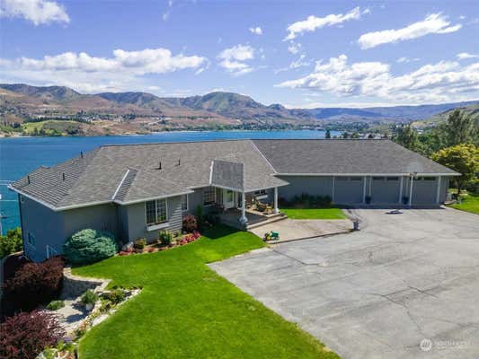 2332 W HIGH ST, CHELAN, WA 98816, photo 3 of 40