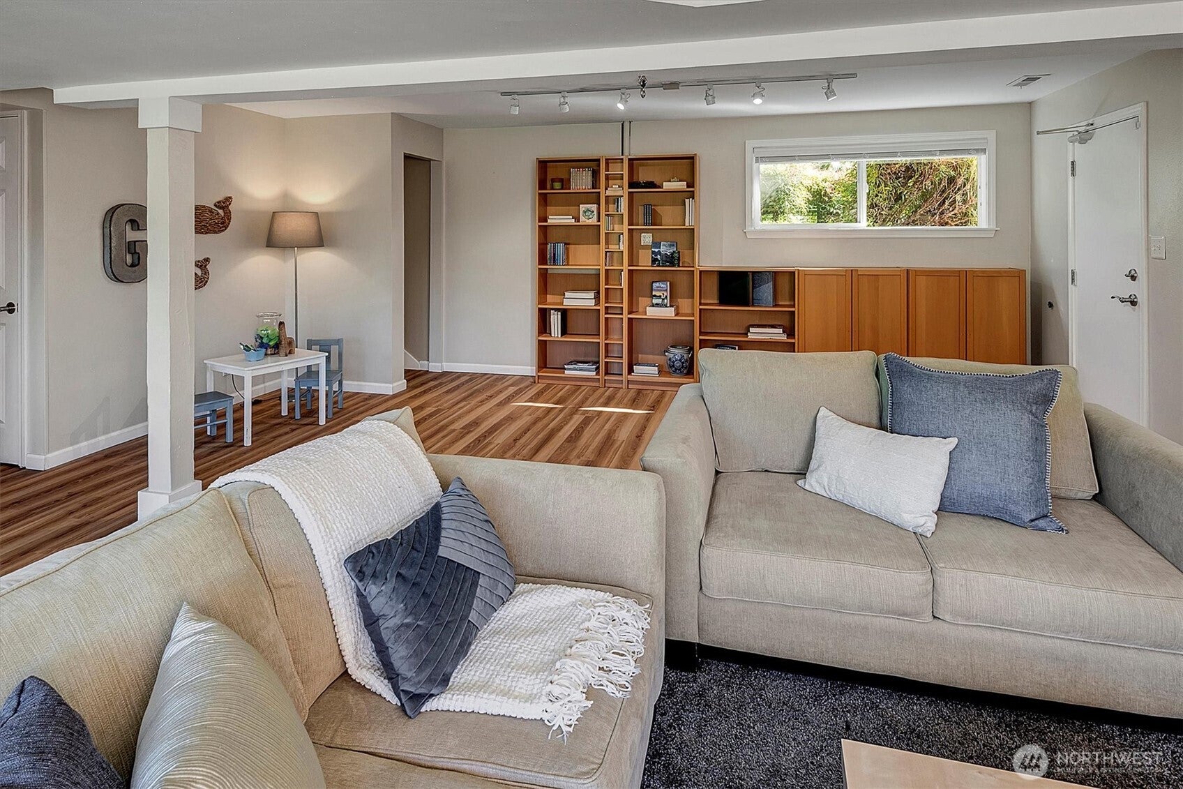 Shoreline, Washington, 98177, United States, 5 Bedrooms Bedrooms, ,3 BathroomsBathrooms,Residential,Active,1922341