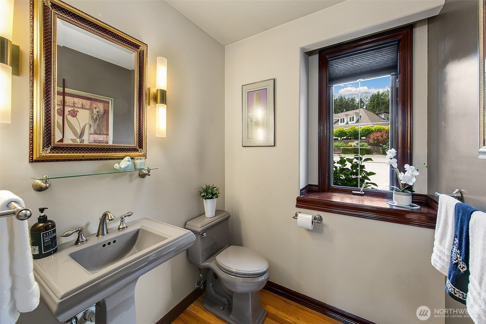 Bothell, Washington, 98021, United States, 3 Bedrooms Bedrooms, ,4 BathroomsBathrooms,Residential,Active,1936455