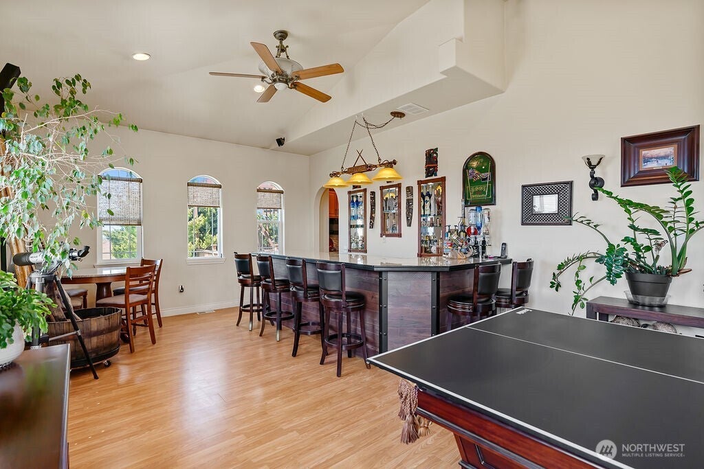 Yakima, Washington, 98901, United States, 4 Bedrooms Bedrooms, ,3 BathroomsBathrooms,Residential,Active,1820832