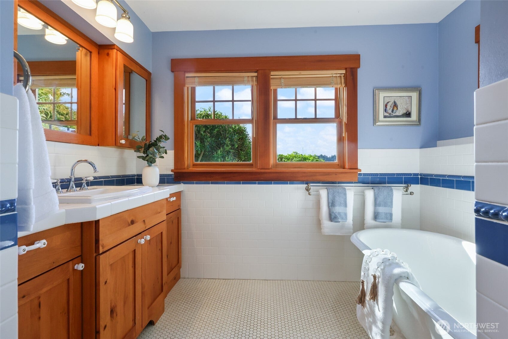 Olympia, Washington, 98506, United States, 3 Bedrooms Bedrooms, ,3 BathroomsBathrooms,Residential,Active,1953406