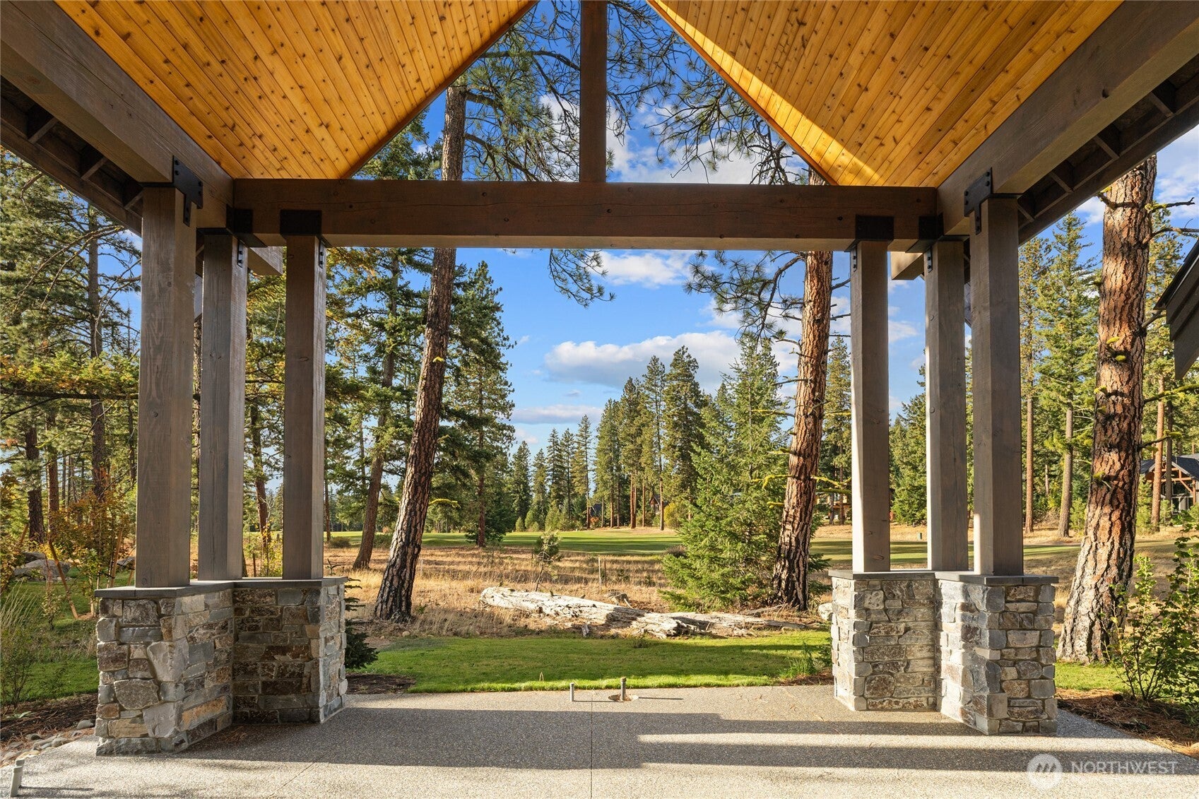 Cle Elum, Washington, 98922, United States, 5 Bedrooms Bedrooms, ,6 BathroomsBathrooms,Residential,Active,2012925