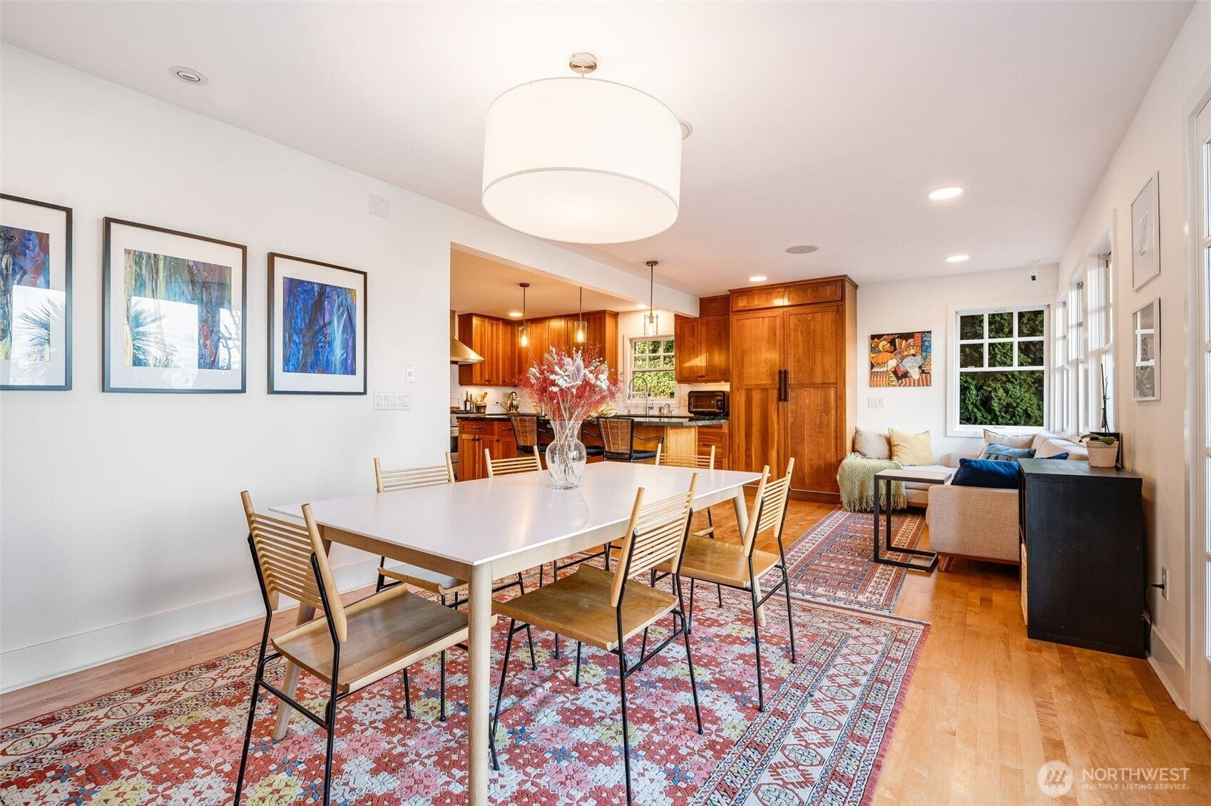 Seattle, Washington, 98144, United States, 5 Bedrooms Bedrooms, ,4 BathroomsBathrooms,Residential,Active,1936447