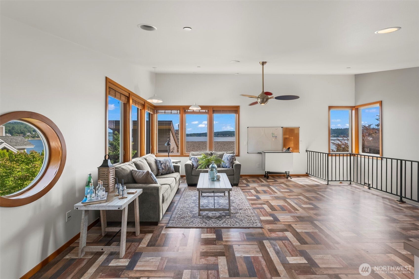 Gig Harbor, Washington, 98335, United States, 3 Bedrooms Bedrooms, ,5 BathroomsBathrooms,Residential,Active,1990030