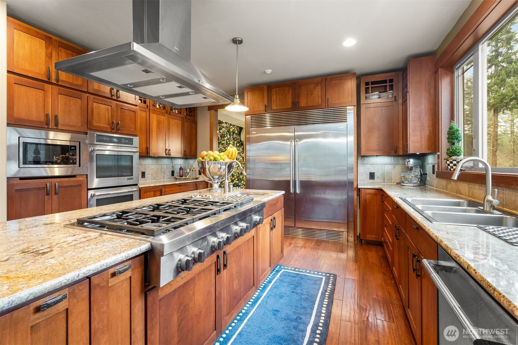 Roy, Washington, 98580, United States, 5 Bedrooms Bedrooms, ,5 BathroomsBathrooms,Residential,Contingent,2007210