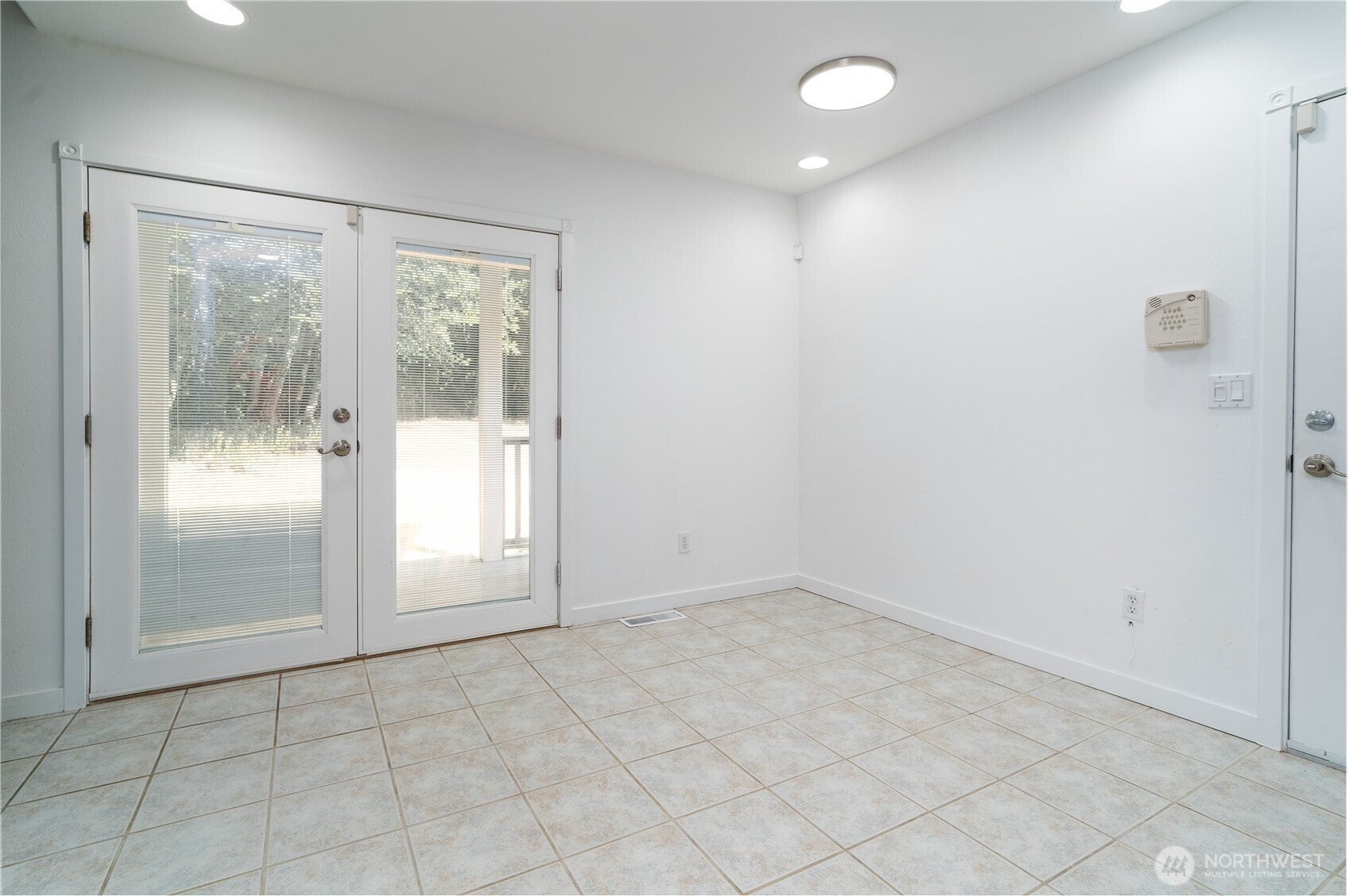 Lacey, Washington, 98516, United States, 4 Bedrooms Bedrooms, ,3 BathroomsBathrooms,Residential,Active,2008328