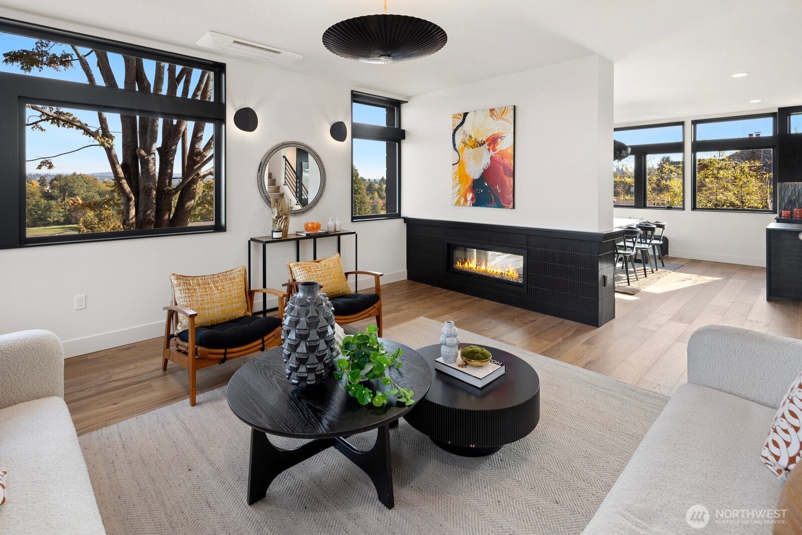 Seattle, Washington, 98118, United States, 6 Bedrooms Bedrooms, ,4 BathroomsBathrooms,Residential,Active,1965834