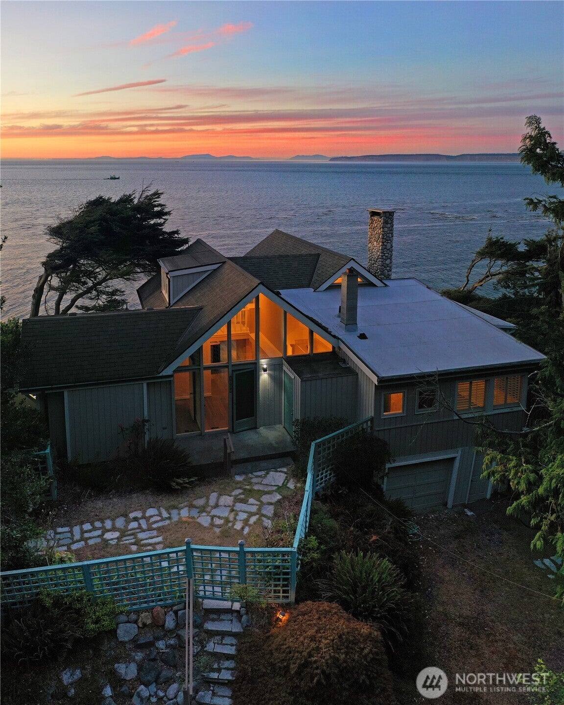 Port Townsend, Washington, 98368, United States, ,3 BathroomsBathrooms,Residential,Active,1706120