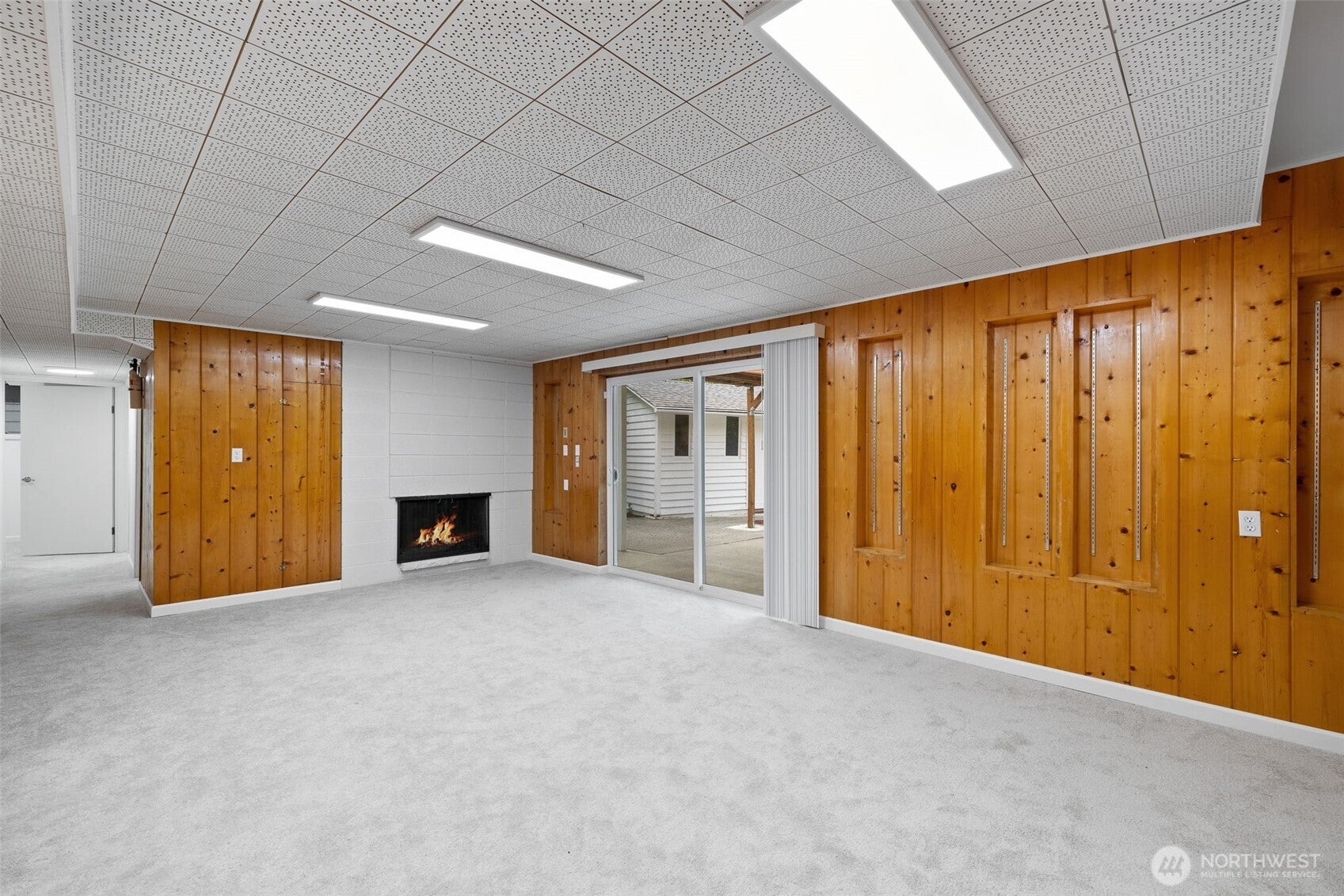 Bellevue, Washington, 98008, United States, 4 Bedrooms Bedrooms, ,2 BathroomsBathrooms,Residential,Active,1943800